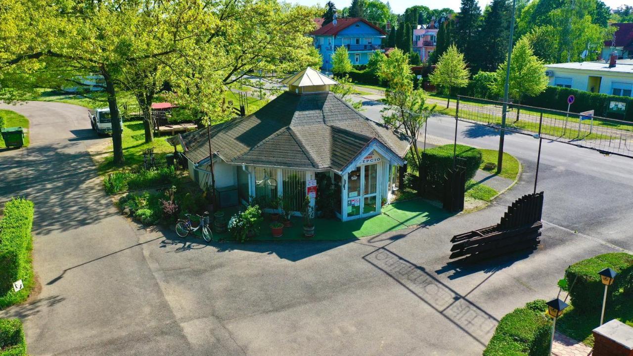 Romantik Camping Es PanzioBük エクステリア 写真